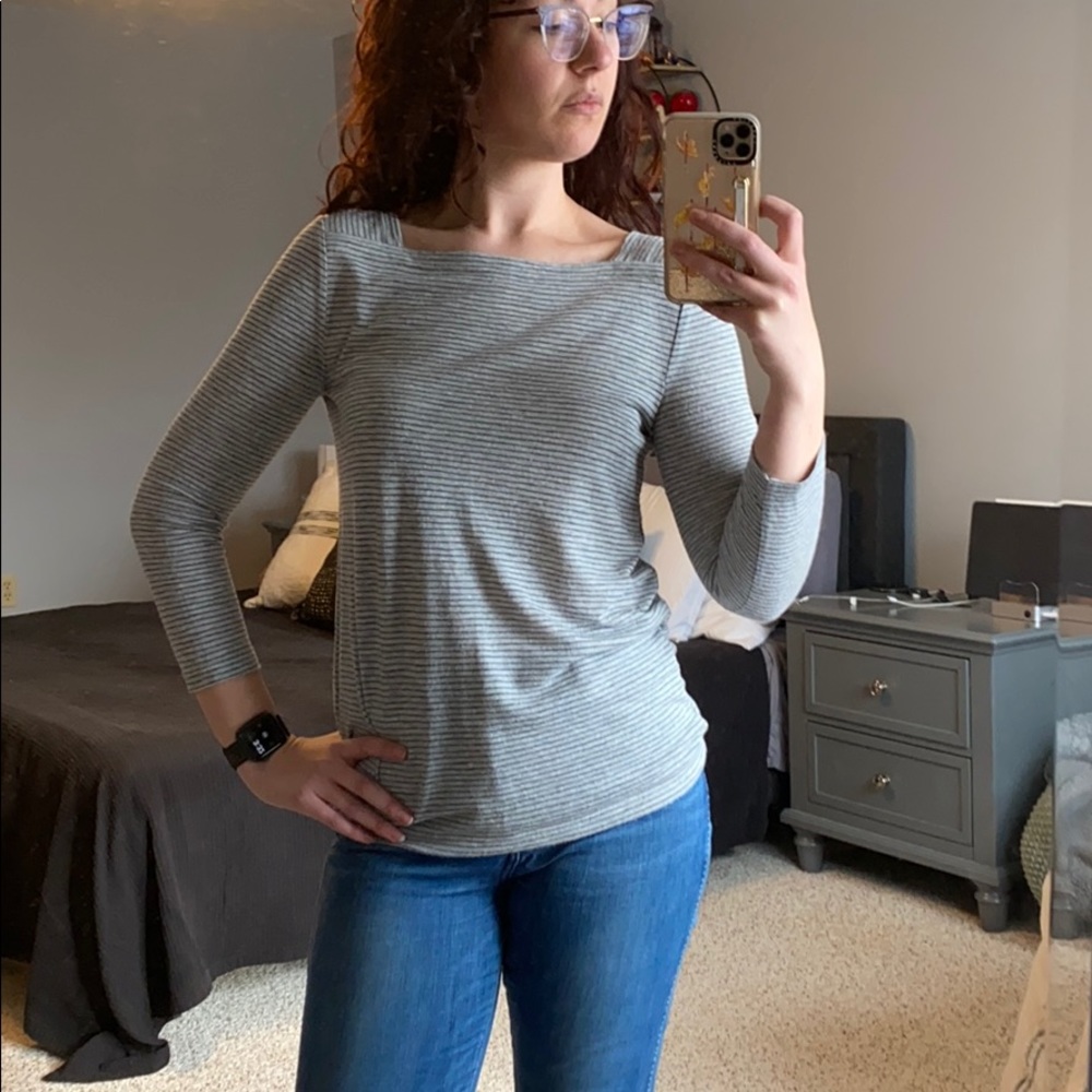 Square-Neck Quarter Sleeve Top